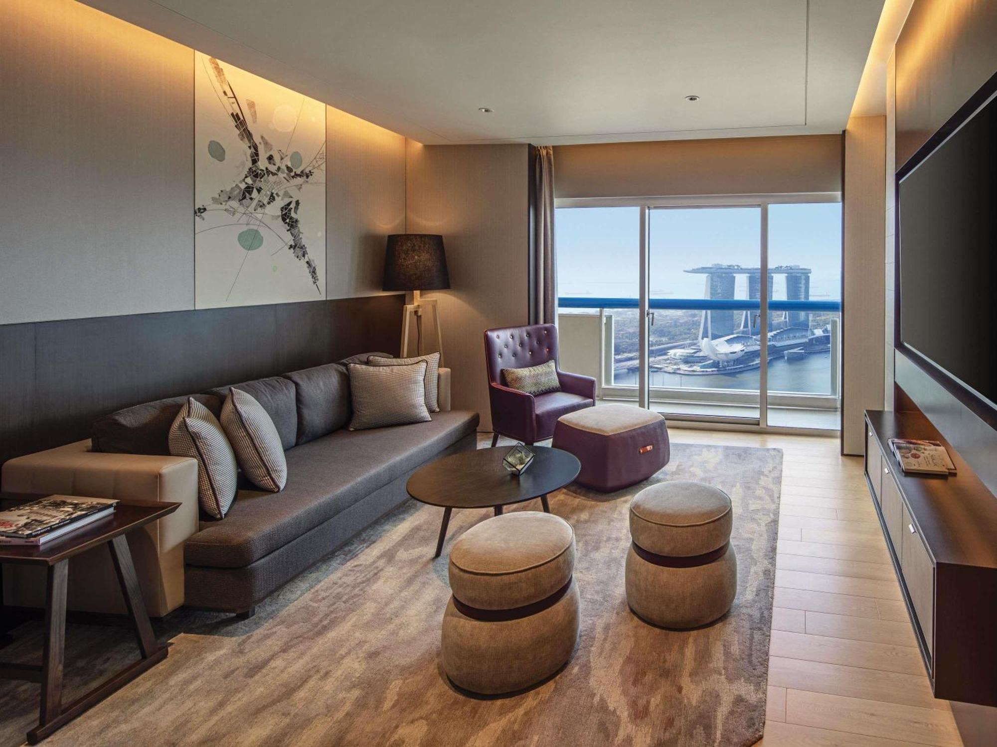 Swissotel The Stamford Singapura Exterior foto