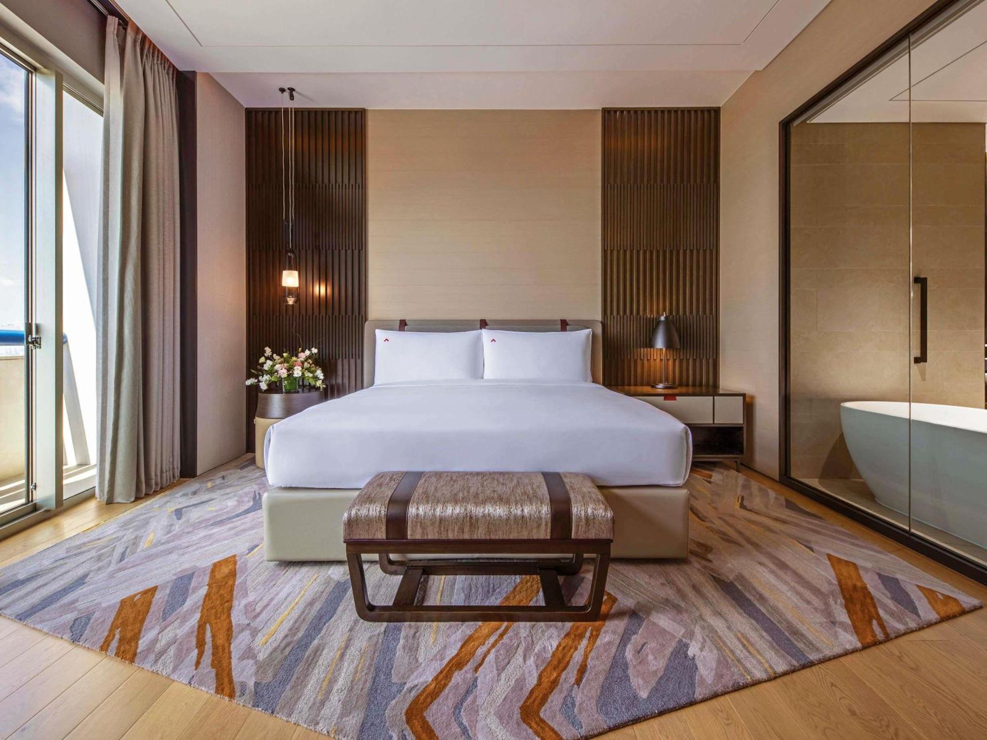 Swissotel The Stamford Singapura Exterior foto