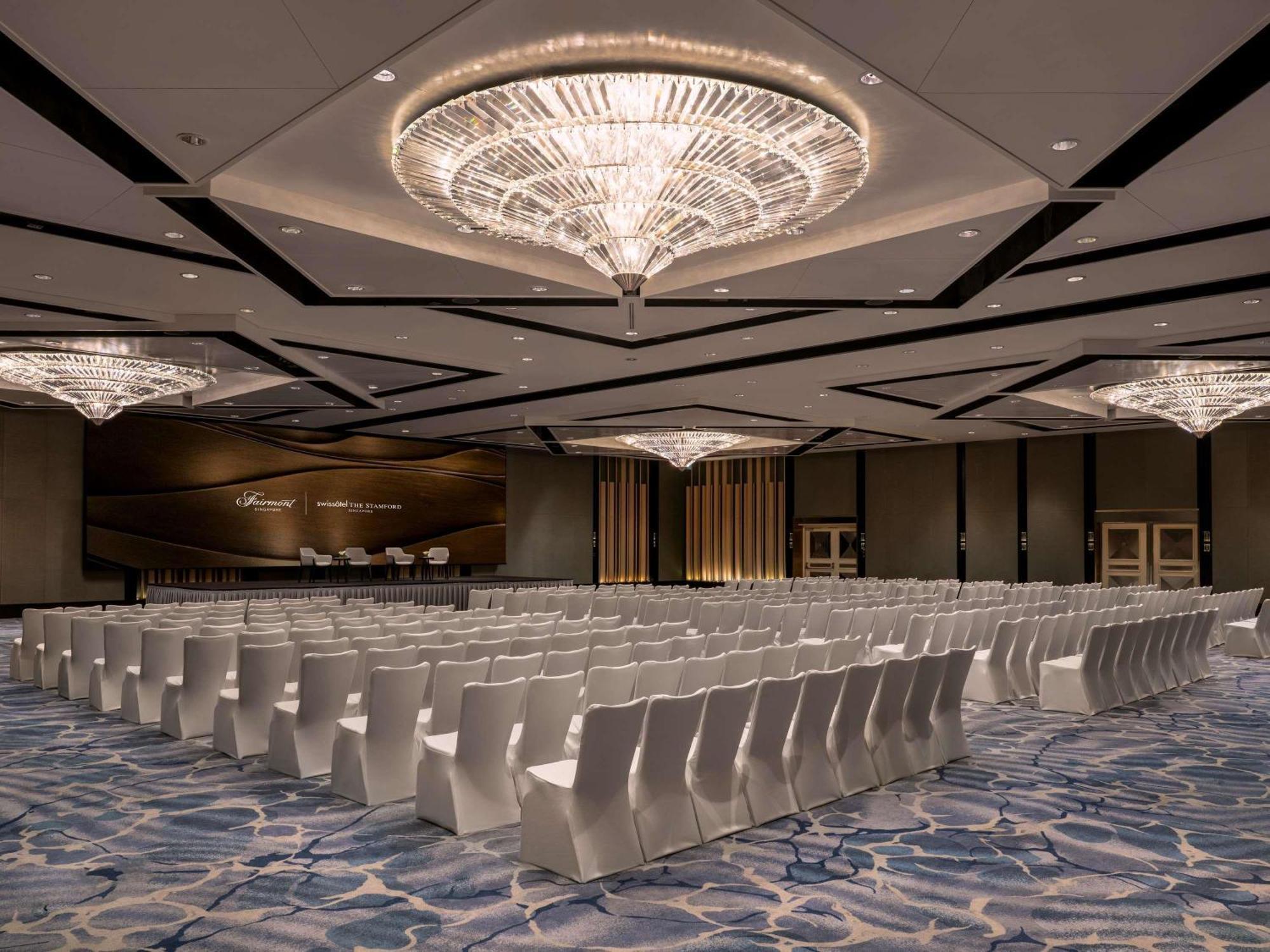 Swissotel The Stamford Singapura Exterior foto